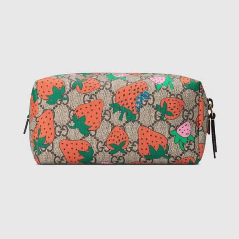 Gucci Strawberry GG Supreme Canvas Cosmetic Pouch 🍓 🍓